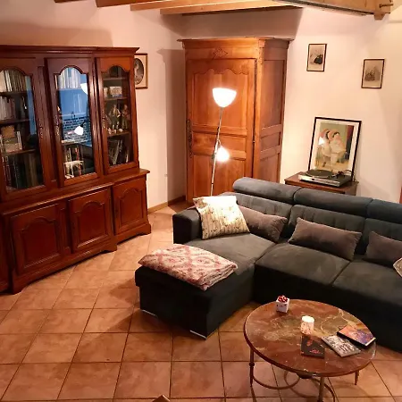 La Petite Chartreuse * Domvast